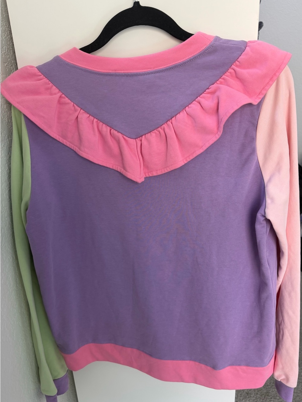 Karlie Color block Ruffle Sweatshirt - Picture 3 of 3